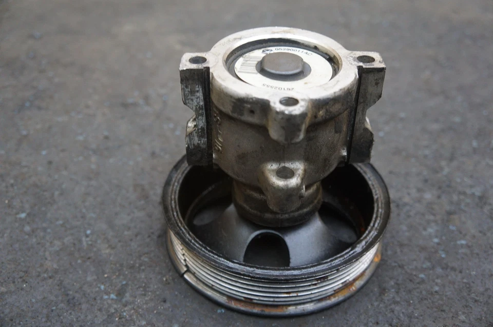 Bomba y polea de dirección asistida Dodge Viper Srt10 2003-06 Ram Srt10 2005-06 *NOTA* Foto 4 de 4