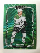 25-26 OPC Platinum Hockey Emerald Surge #102 Tyler Seguin (05/10)