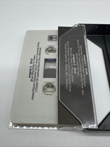 Joan Baez Diamonds And Rust by Joan Baez (Cassette) Tape - Picture 3 of 4