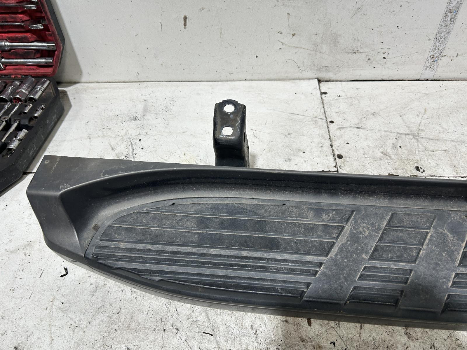 Toyota Prado Right Side Step GRJ120 02/2003-10/2009 - thumbnail 2