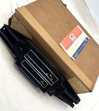 79 80 81 82 Cadillac Delco Cb Amfm Radio Face Plate Deville Eldorado