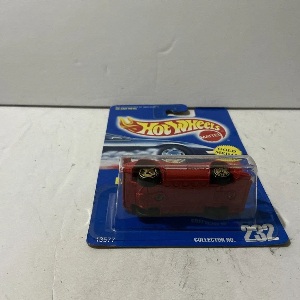 老式风火轮蓝卡 232 红色兰博基尼 Countach 金牌速度 — 第 4/4 张图片