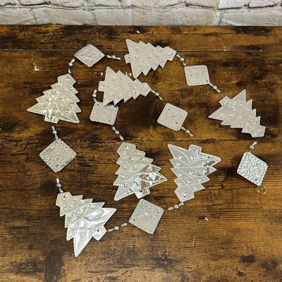 Aluminium gestempelt sitzend Weihnachtsbaum Schnur Wandbehang Wohndeko