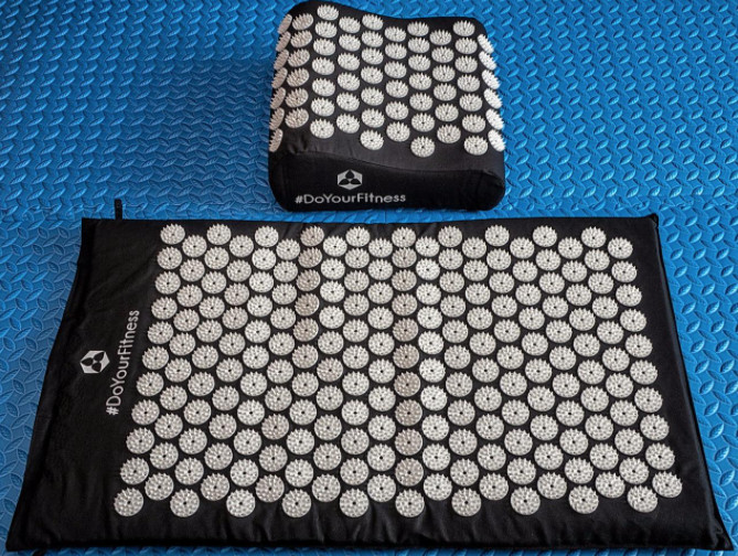 Tapis d'acupression Bikash coussin de massage noir kit de relaxation