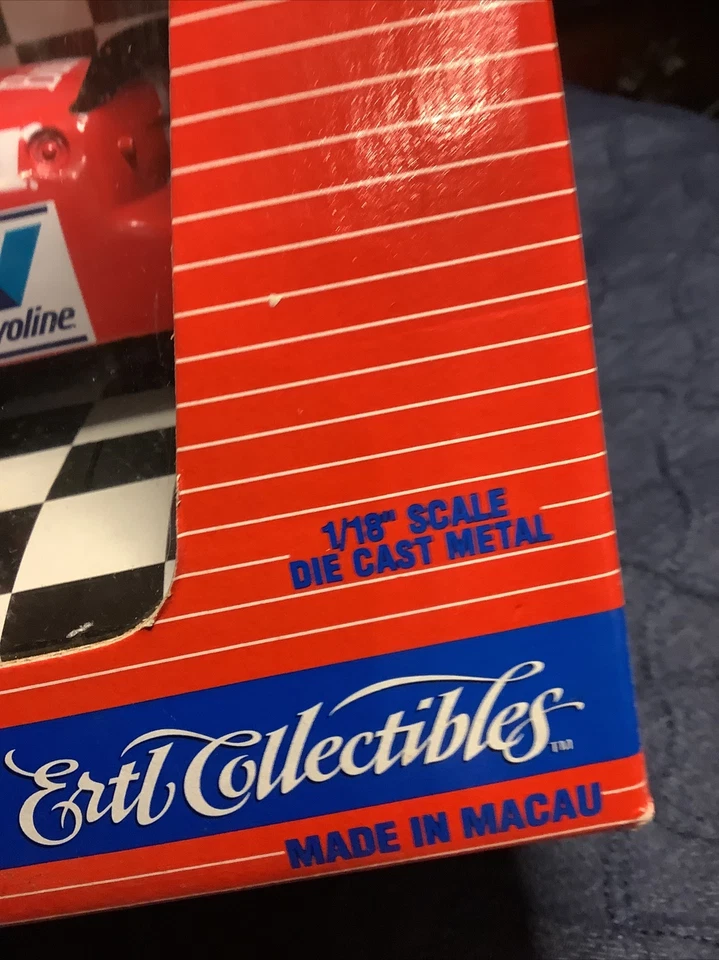 Ertl Ken Schrader BUD Budweiser Chevrolet Chevy Monte Carlo 1/18 Diecast NASCAR - Image 3 of 4
