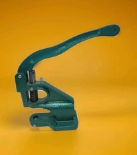 Hand Pressure Small Riveting Machine Buckle Nail Eyelet Alloy Nailing Machine