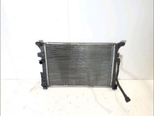 Radiateur Mercedes 200