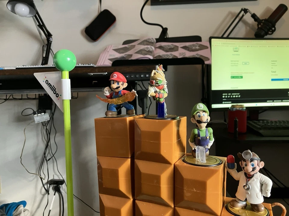 NINTENDO AMIIBO STAIRS DISPLAY STAND (Super Smash Brothers Lot of Six Figures - Image 2 of 4