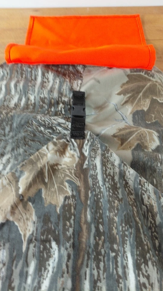 Chaleco camuflado Realtree XS para hombre con asiento acolchado para caza de pavo. Ajustable. Foto 4 de 4