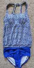 Blue floral womens Lands End tankini size 8 blouson