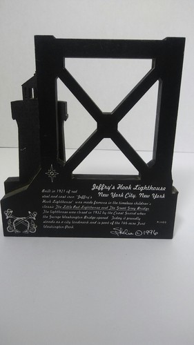 ๐ Hand Painted & Carved Wood Art Of The Jeffry's Hook Lighthouse New York (P3) - Picture 3 of 4