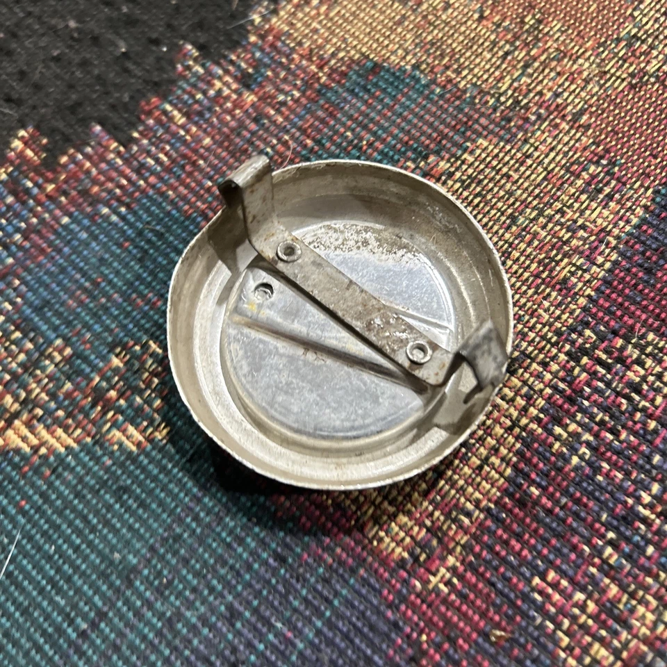 tapa central rueda oldsmobile toronado Foto 3 de 4