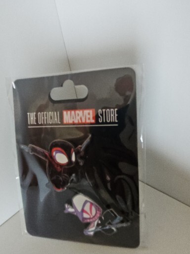 SDCC 2023 MARVEL PIN SET- SPIDER GWEN -MILES MORALES - SKOTTIE YOUNG 