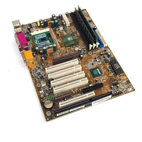 Soyo SY-7VCA Motherboard Desktop PC ISA, PCI, PGA 370 + RAM - 第 1/7 張圖片
