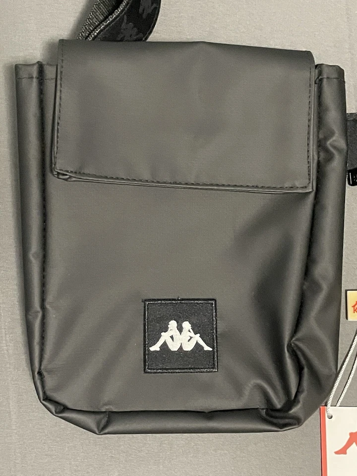 Riñonera Bandolera Kappa 222 Banda Bolly 304RSN0-005 Negra Talla Pequeña NUEVA CON ETIQUETAS Foto 3 de 4