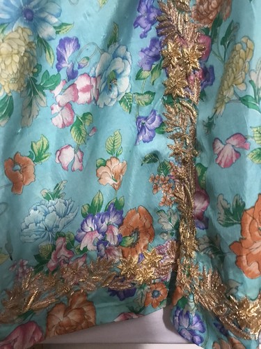 Leaves Of Grass Beautiful Silk Embroidered Party Or Cruise Top - Picture 4 of 9