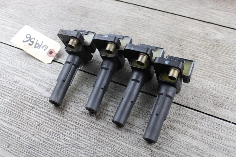 02-2007 2.0 2.5 SUBARU WRX STI motor bobinas de encendido OEM. Foto 4 de 4