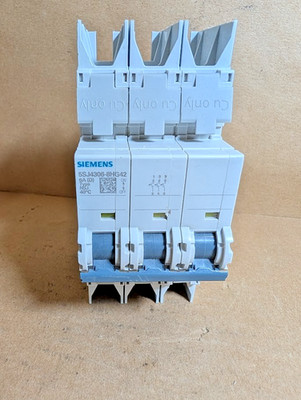 Siemens 5SJ4306-8HG42 Miniature Circuit Breaker, 6A, 3P, D Trip (New No Box)