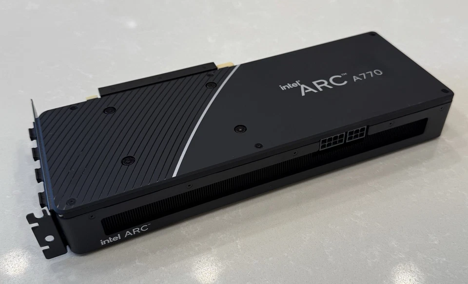 Intel ARC A770 Graphics Card / 16GB GDDR6 / 21P02J00BA* - NEW open box - Image 2 of 4