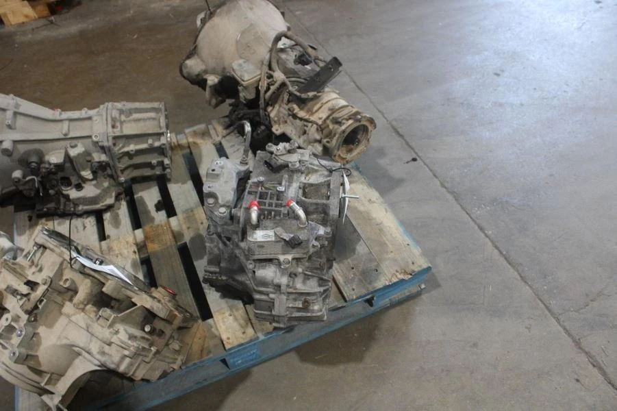 2017 Volkswagen Passat Automatic Transmission A6SP FWD 120K Miles Used OEM Foto 2 de 4