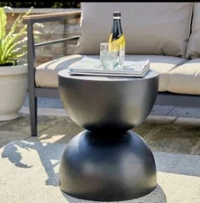 Glitzhome Modern Decorative Garden Stool,Table, Plant Stand For Patio Black