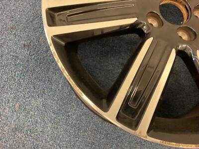 08-17 Volvo XC70 XC60 18x7.5 Leda Black and Machined Wheel