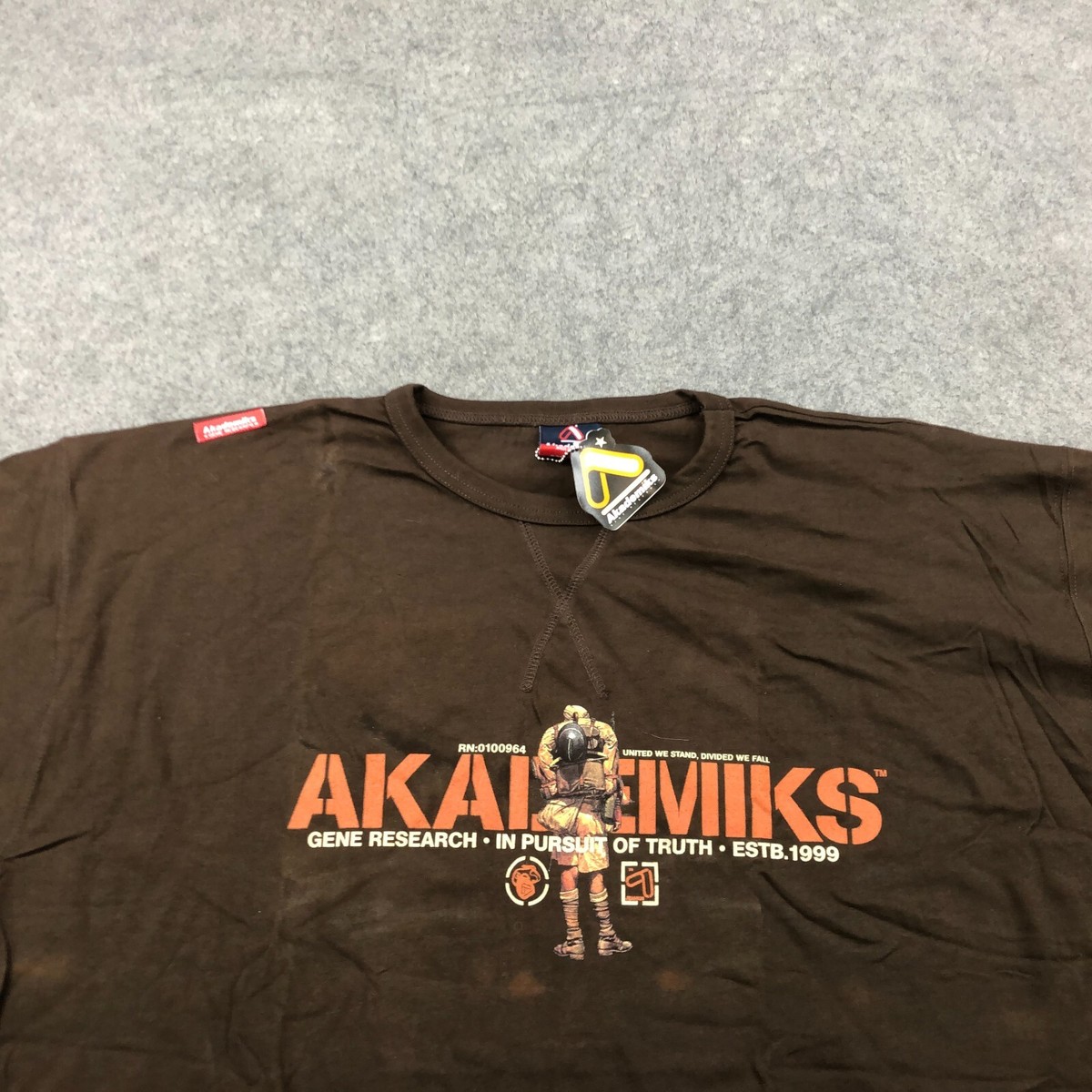 Akademiks Shirt Mens XL Brown Orange Short Sleeve Hiking Casual