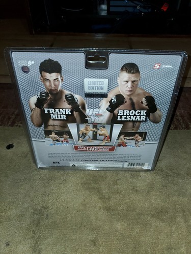Ufc 100 Versus Limeted Edition Figure 2 Pack Brock Lesnar Frank Mir 73 - 第 5/7 張圖片