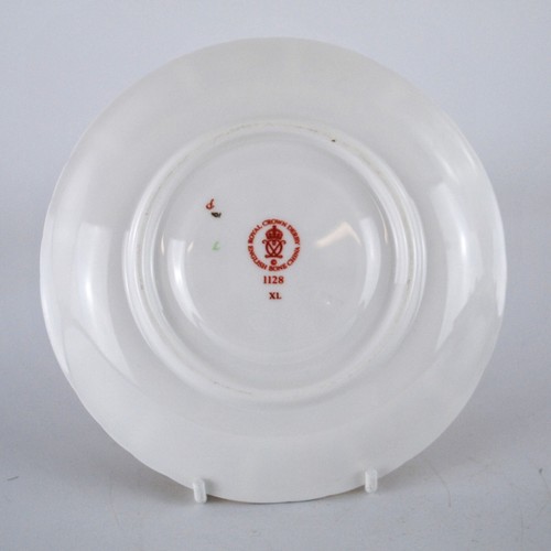 Taza de té y platillo Royal Crown Derby 1128 Old Imari Elizabeth con patas vintage '77 - Imagen 12 de 13