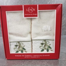 Lenox Christmas Ribbon & Holly 2pc Finger Tip Towel Set Holiday, Xmas Ivory