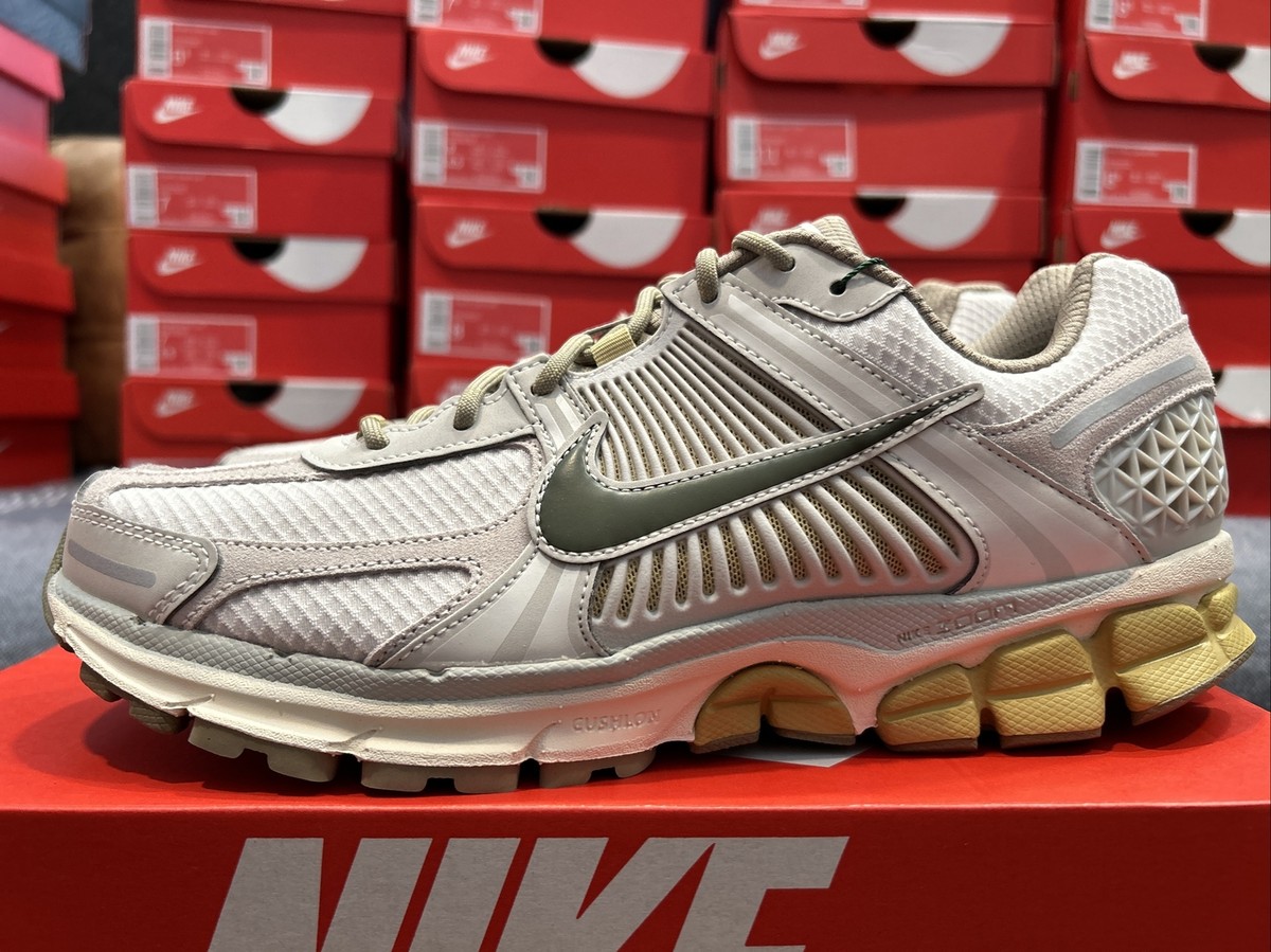 29.0 新品 箱タグ付き NIKE ZOOM VOMERO 5 29 29.0 新品 箱タグ付き NIKE ZOOM VOMERO 5 29 - メルカリ