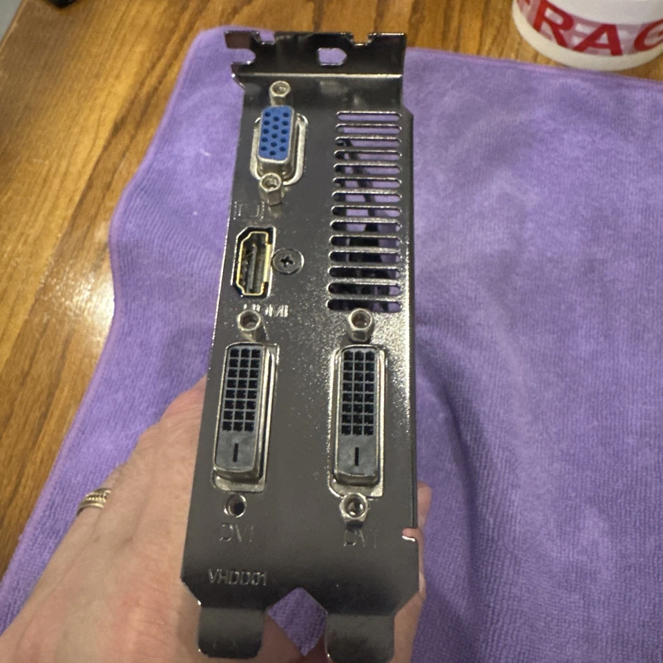 Gigabyte GV-N65TOC-1GI Graphic Card - Image 3 of 4