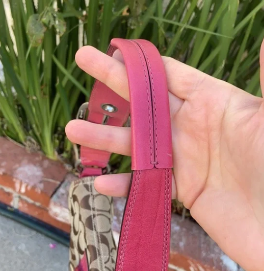 Y2K Coach Signature SOHO SHOULDER BAG PINK VINTAGE # M0773-11860