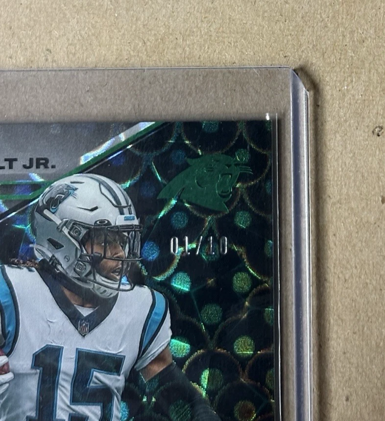 Laviska Shenault Jr. Emerald /10 2023 Panini Black Autograph #20 - Image 2 of 3