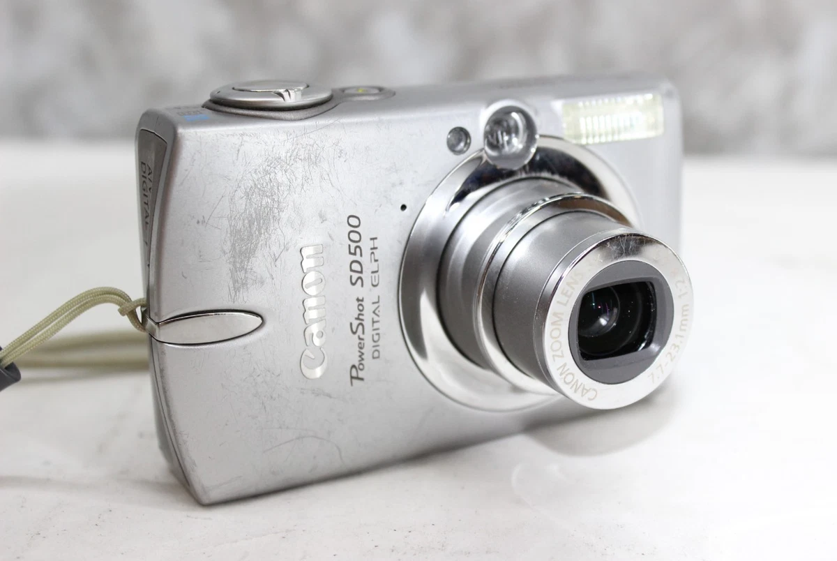 Canon PowerShot SD500 デジタルカメラ Canon PowerShot SD500 7.1-megapixel digital camera at Crutchfield