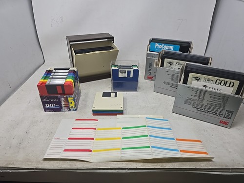 Lot of 95+ Floppy Disk 3.5" & 5.25" Software/Blank w/Case/Boxes Read - 第 1/12 張圖片