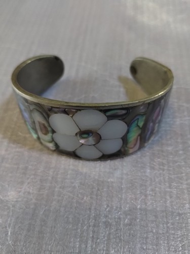 Alpaca Mexico Silver Abalone Flower Bracelet - Picture 2 of 9