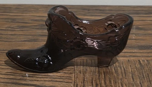 Fenton Glass Purple Amethyst Shoe Slipper Cabbage Rose Pattern 6"