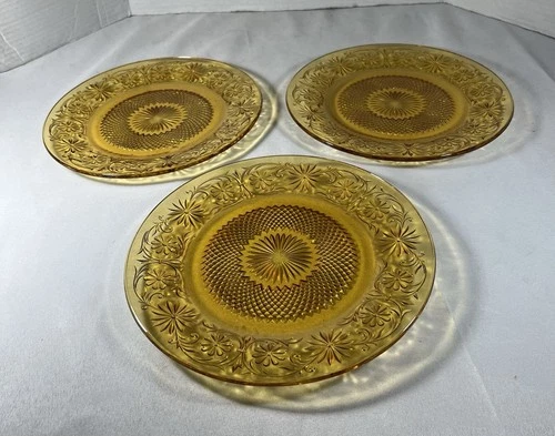 Indiana Glass Amber Daisy Glass Dinner Plates 9 3/8" Depression Era - Set of 3
