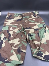 Vintage USGI BDU Cargo Pants Mens Medium Regular Woodland Camo Military Ripstop