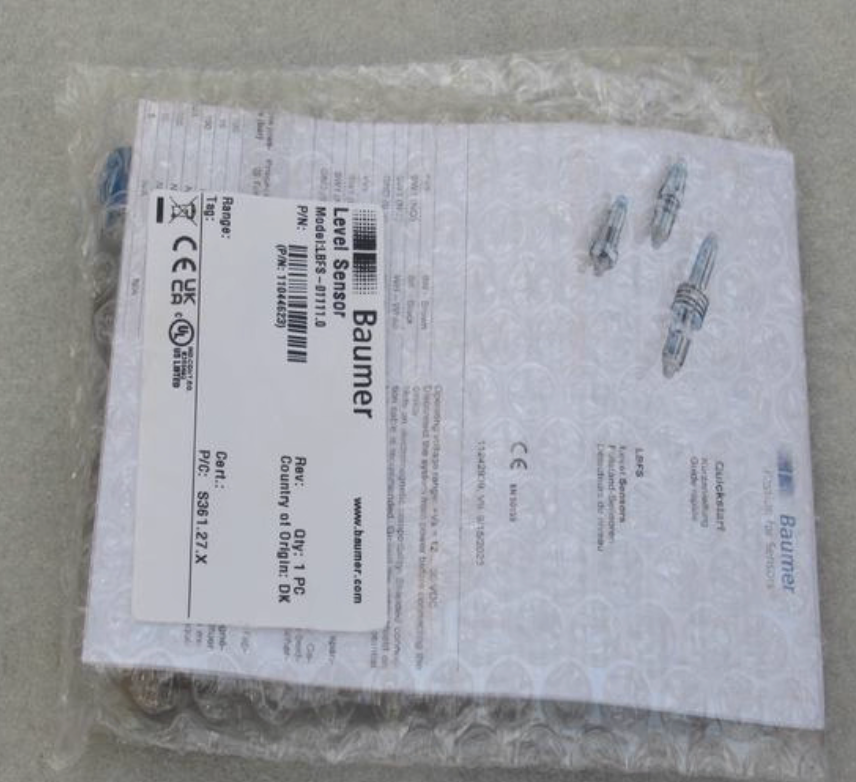 one NEW for Baumer LBFS-01111.0 Intelligent level switch LBFS-011110 amk.k