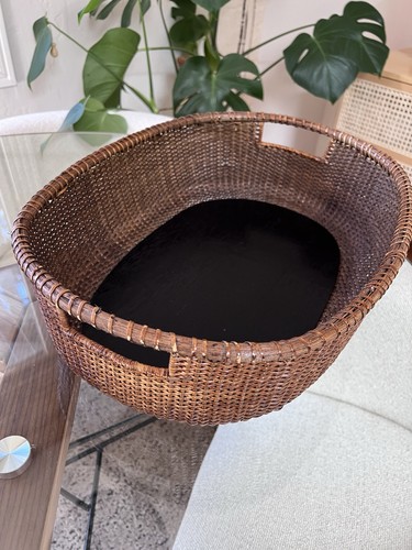 Vintage Nantucket Style Basket w/ Wooden Bottom – Rectangular 16" x 12.5" - Picture 9 of 11