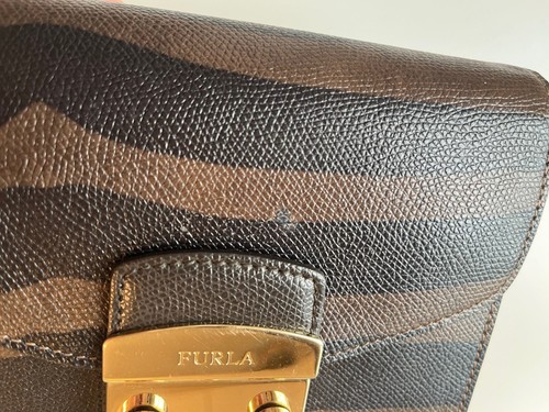 Bolso Furla Metropolis SIN CORREAS Cuero Marrón y Negro - Imagen 5 de 24