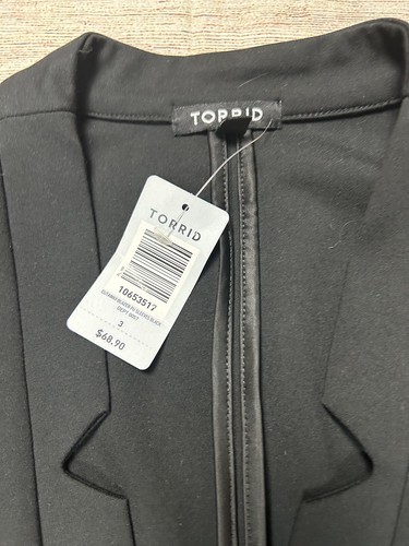 Torrid schwarzer Blazer Jacke Kunstlederbesatz Langarm Gr. 3 = 22/24 neu mit Etikett $ 68,90 - Bild 3 von 13