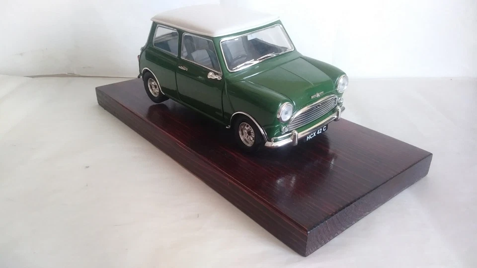MINI COOPER S SOLIDO SCALA 1/16 - Immagine 2 di 3