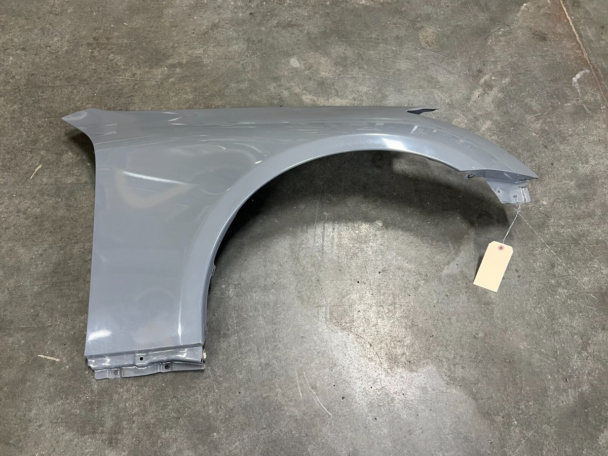 2003-2005 Infiniti G35 Coupe Front Right Passenger Fender Panel