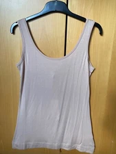 ISABI NUDE SLEEVELESS VEST - Size M - BNWT