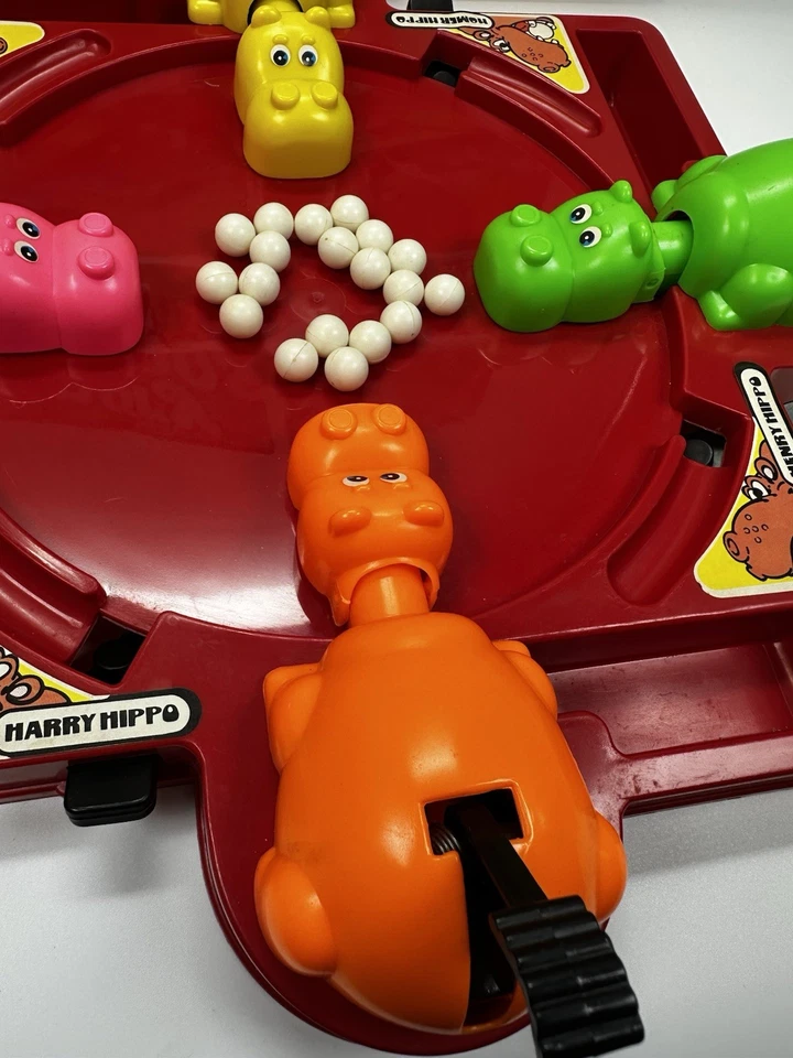 The Original Hungry Hippos Game by MB Classic Vintage from 1985 Traditional Game - Image 2 of 4