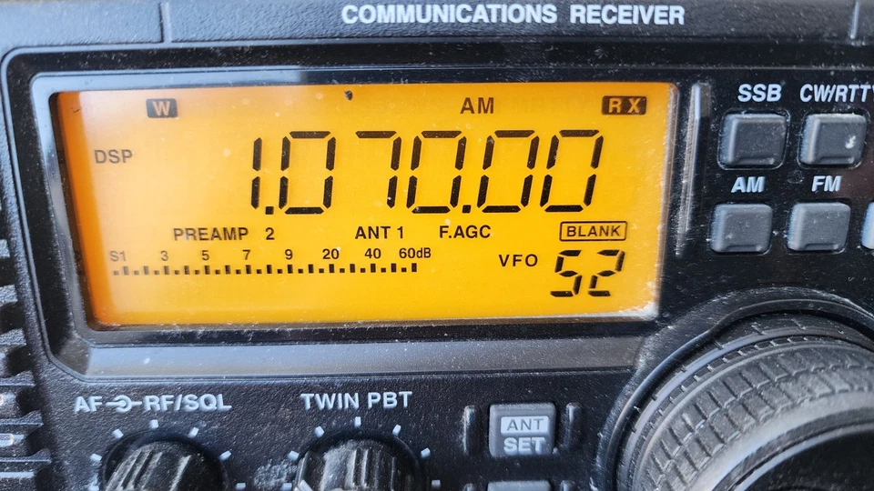 ICOM IC-R75 Communications Receiver Tested Working Ham Radio - Image 2 of 4
