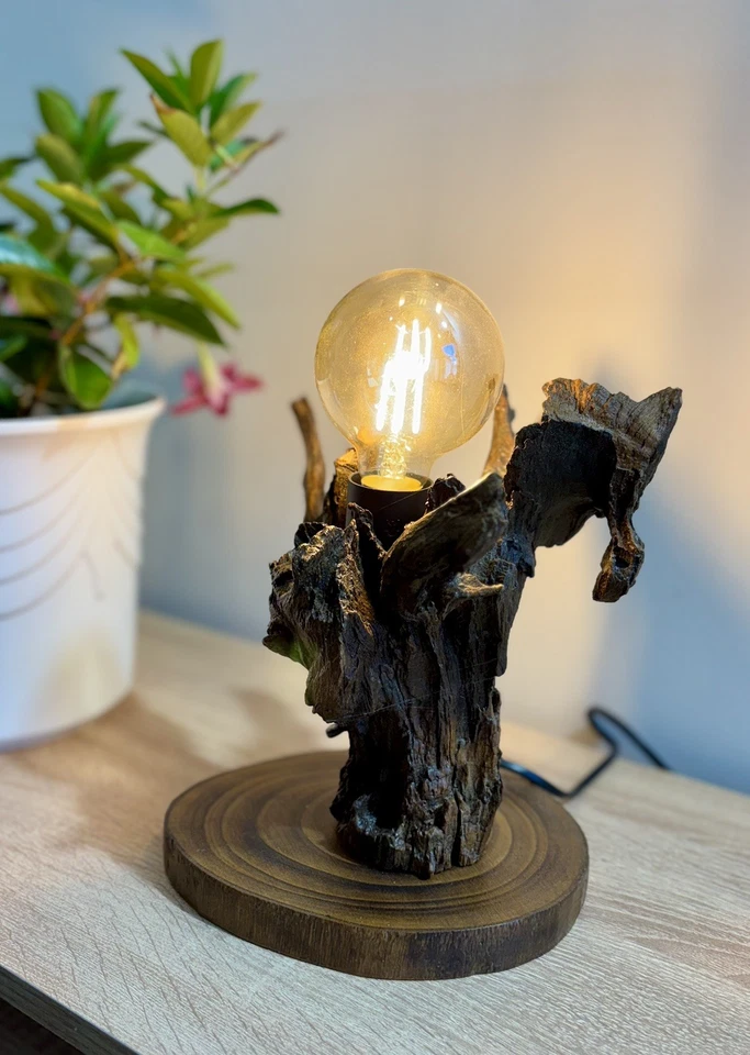 Tischlampe - Handgefertigte Tischlampe Aus Treibholz.  - Bild 3 von 4
